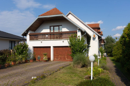 Lukratívny rodinný dom na predaj, Budimír, ZNÍŽENÁ CENA O 20.000 EUR !!! - 3