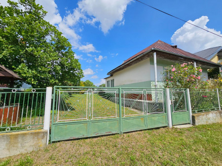 Rodinný dom v obci Tušice, okres Michalovce - 23